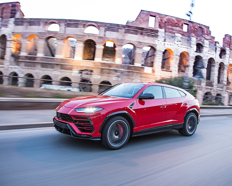 urus_over_01_m