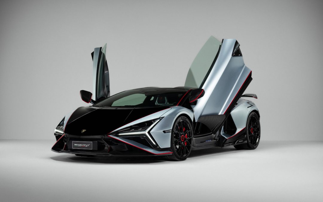 Lamborghini Revuelto SV